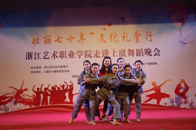 媒1.jpg
