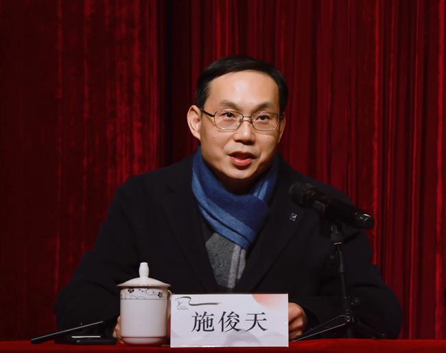施院长.jpg